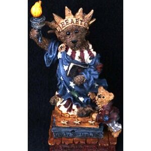 NEW Boyds Bears & Friends 01998-21 Bearstone Collection Ms. Libearty Figurine